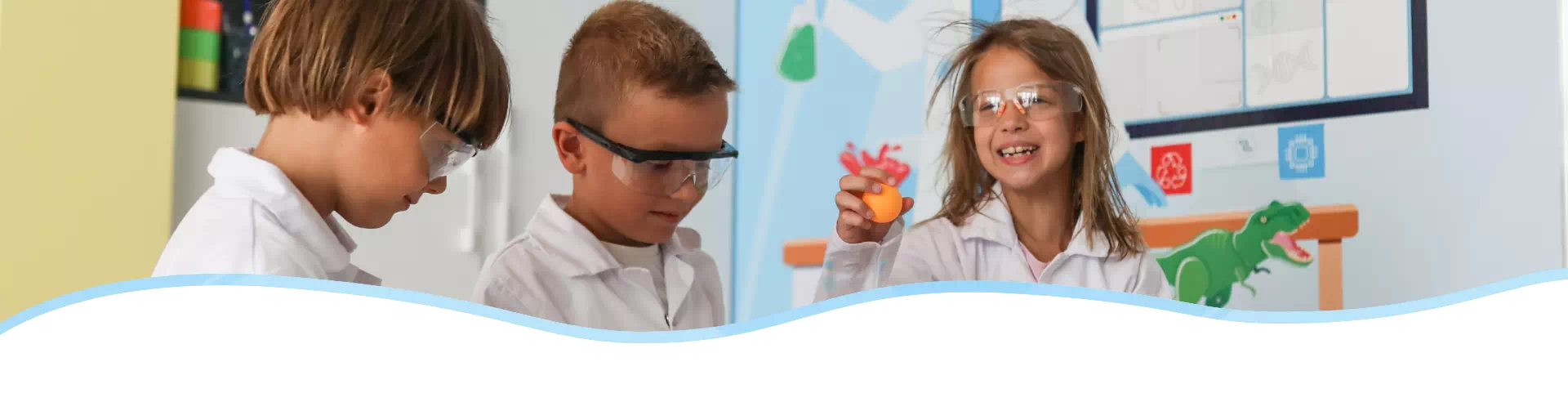 tinker labs, steam, steam módszer, játszva tanulás, természettudomány, mérnök, művészet, matematikai kísérletek, kémiai kísérletek, tinker szülinap, tinker tábor, gyakorlati tudomány, szórakoztató kísérletek